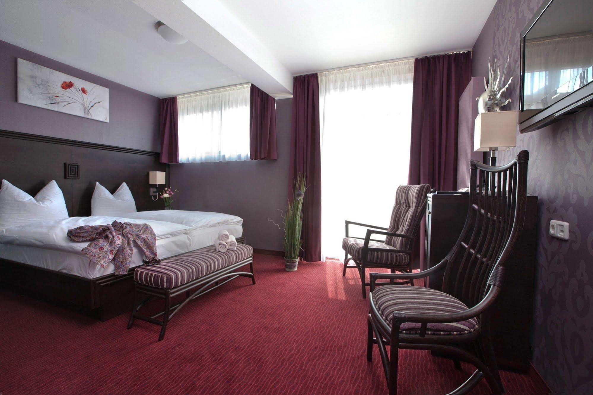 Goebel'S Hotel Aquavita Bad Wildungen Bagian luar foto